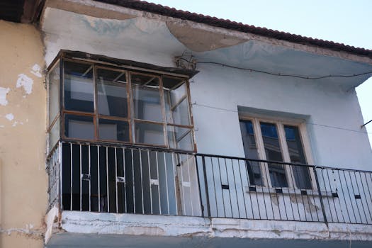 pexels-waiting-people-23568