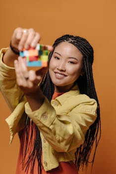 pexels-money-cellphone