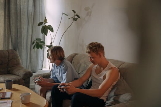 people discussing finances