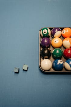 pexels-player-dealing-with-cards